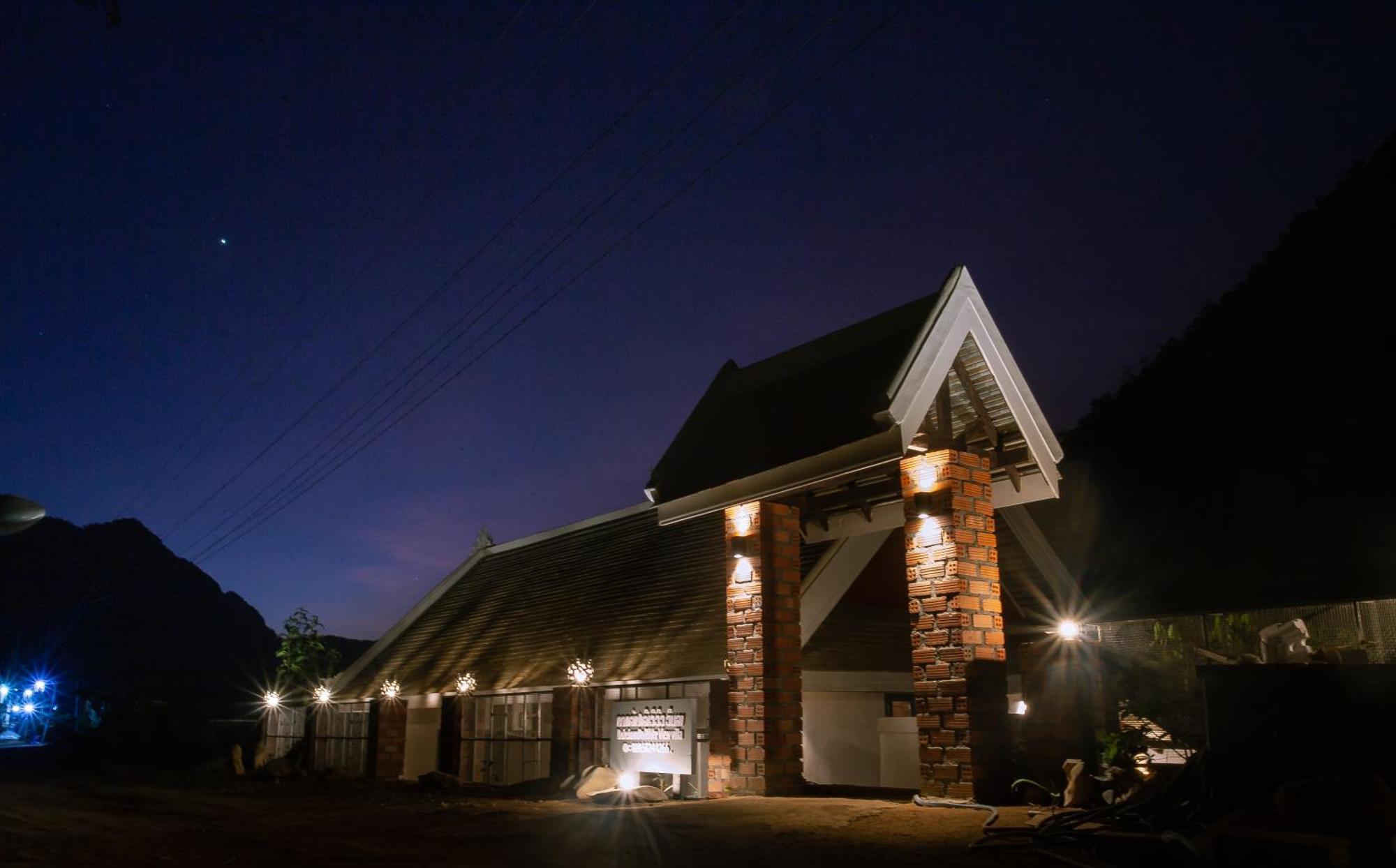 Dokchampa River View Villa Nongkhiaw المظهر الخارجي الصورة