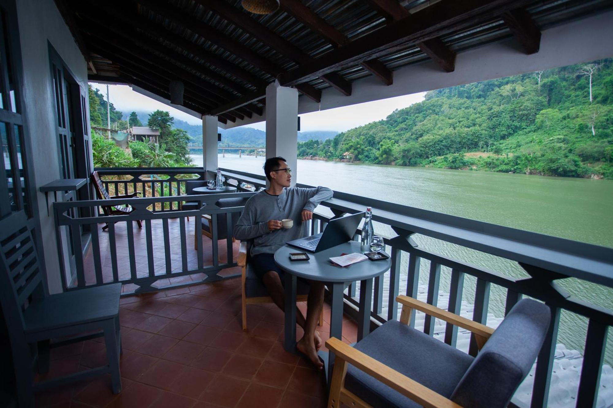 Dokchampa River View Villa Nongkhiaw المظهر الخارجي الصورة