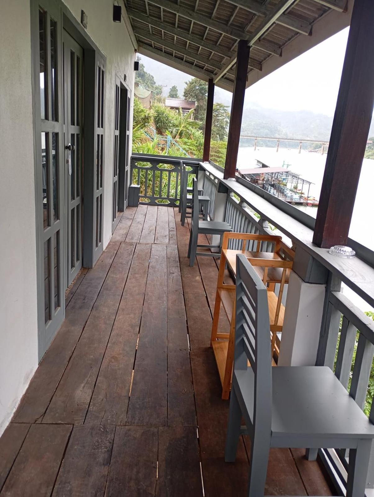 Dokchampa River View Villa Nongkhiaw المظهر الخارجي الصورة